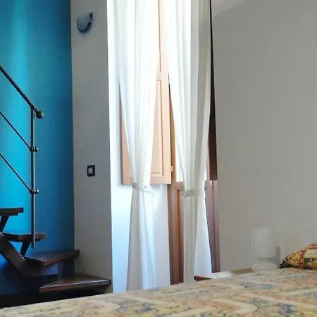 Stella Casabono