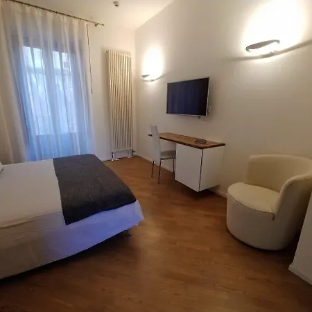 Stella Casabono