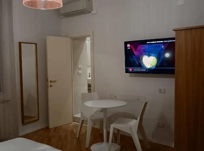 Stella Casabono فندق مبيت وإفطار