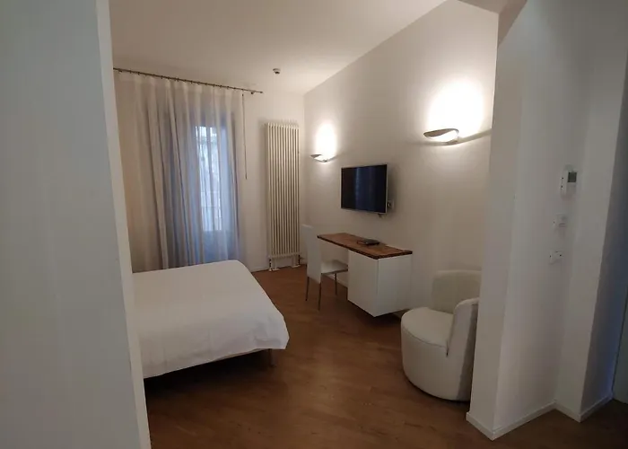 فندق مبيت وإفطار Stella Casabono سولمونا